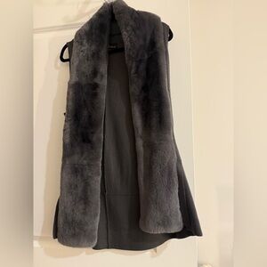 Linda Richards Women's Gray Faux Fur collar Vest